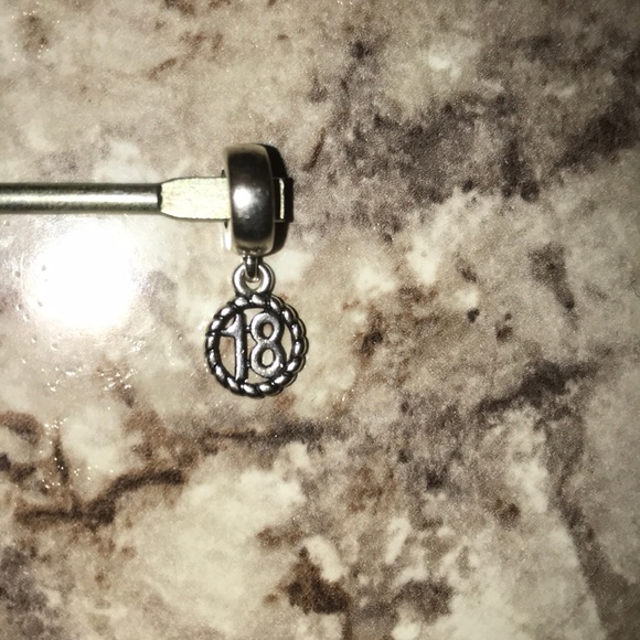 “18” pandora charm - Picture 5 of 5